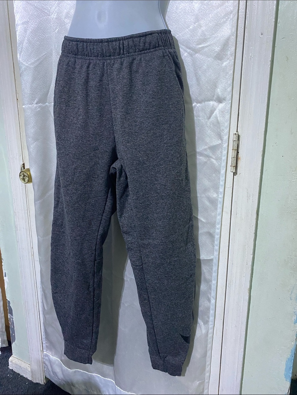 Nike Men's Charcoal Gray Fleece Joggers
